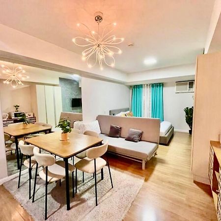 Abreeza Studio Suite 2321 - Pool, Wifi, City View, Washer, Ac, Netflix, Mall Davao City Buitenkant foto