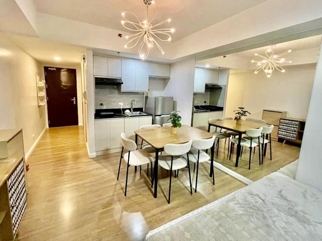 Abreeza Studio Suite 2321 - Pool, Wifi, City View, Washer, Ac, Netflix, Mall Davao City Buitenkant foto